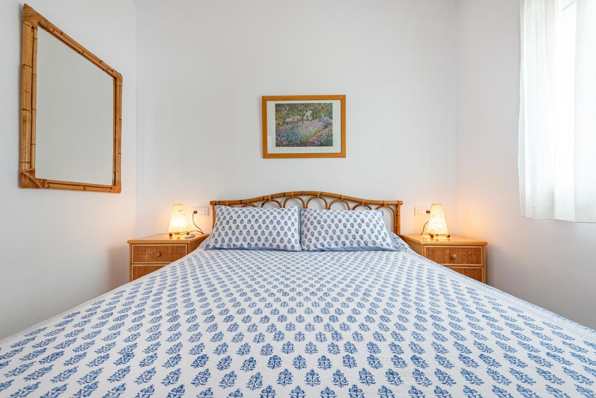 Apartamento Frente Al Mar กัมบริลส์ ภายนอก รูปภาพ