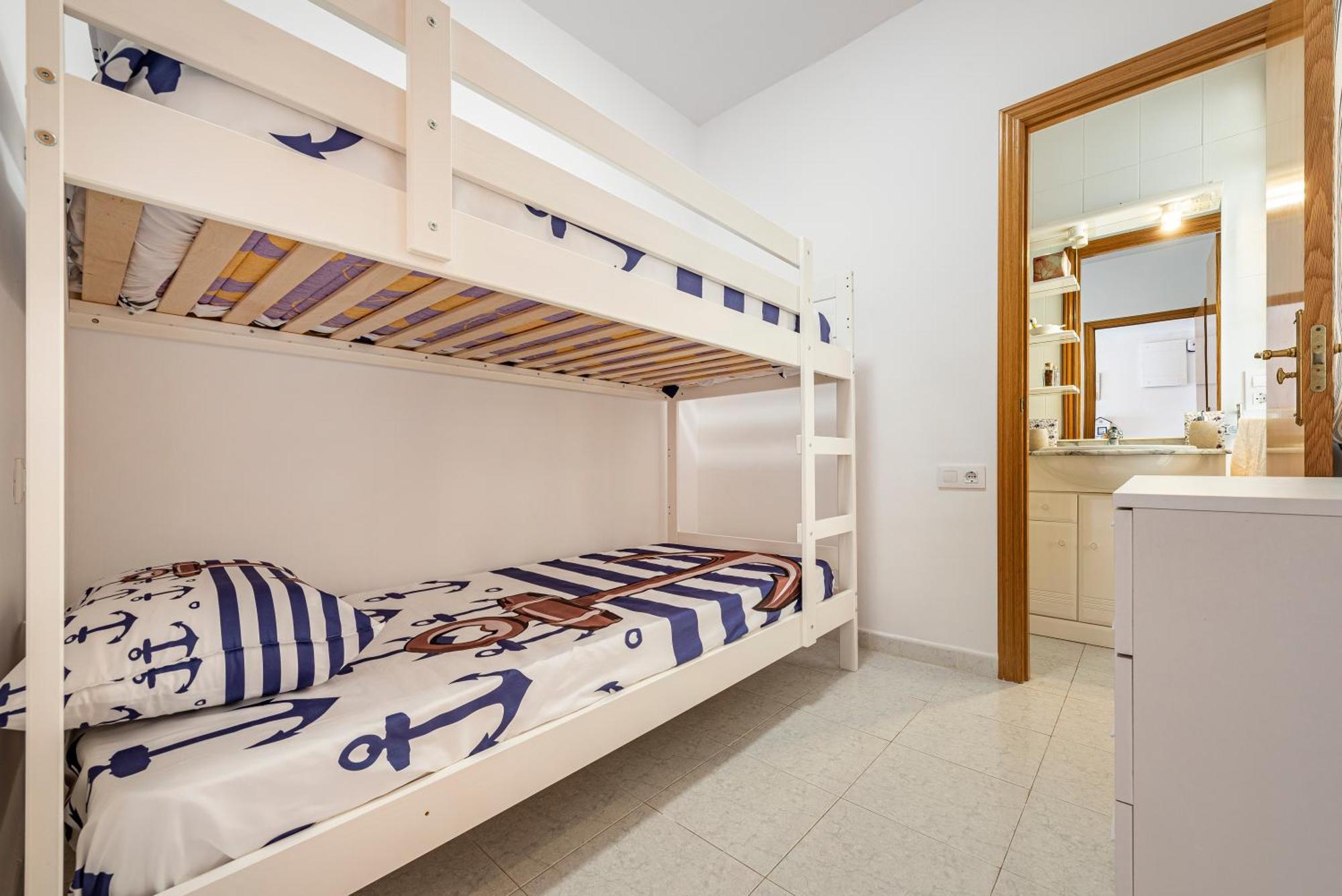 Apartamento Frente Al Mar กัมบริลส์ ภายนอก รูปภาพ