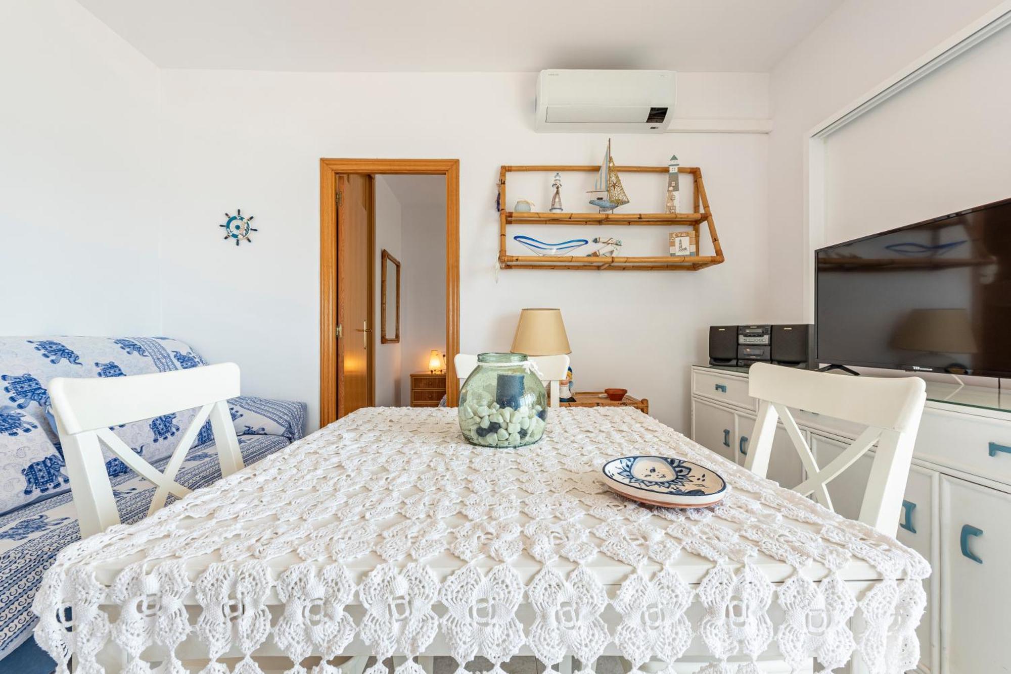 Apartamento Frente Al Mar กัมบริลส์ ภายนอก รูปภาพ