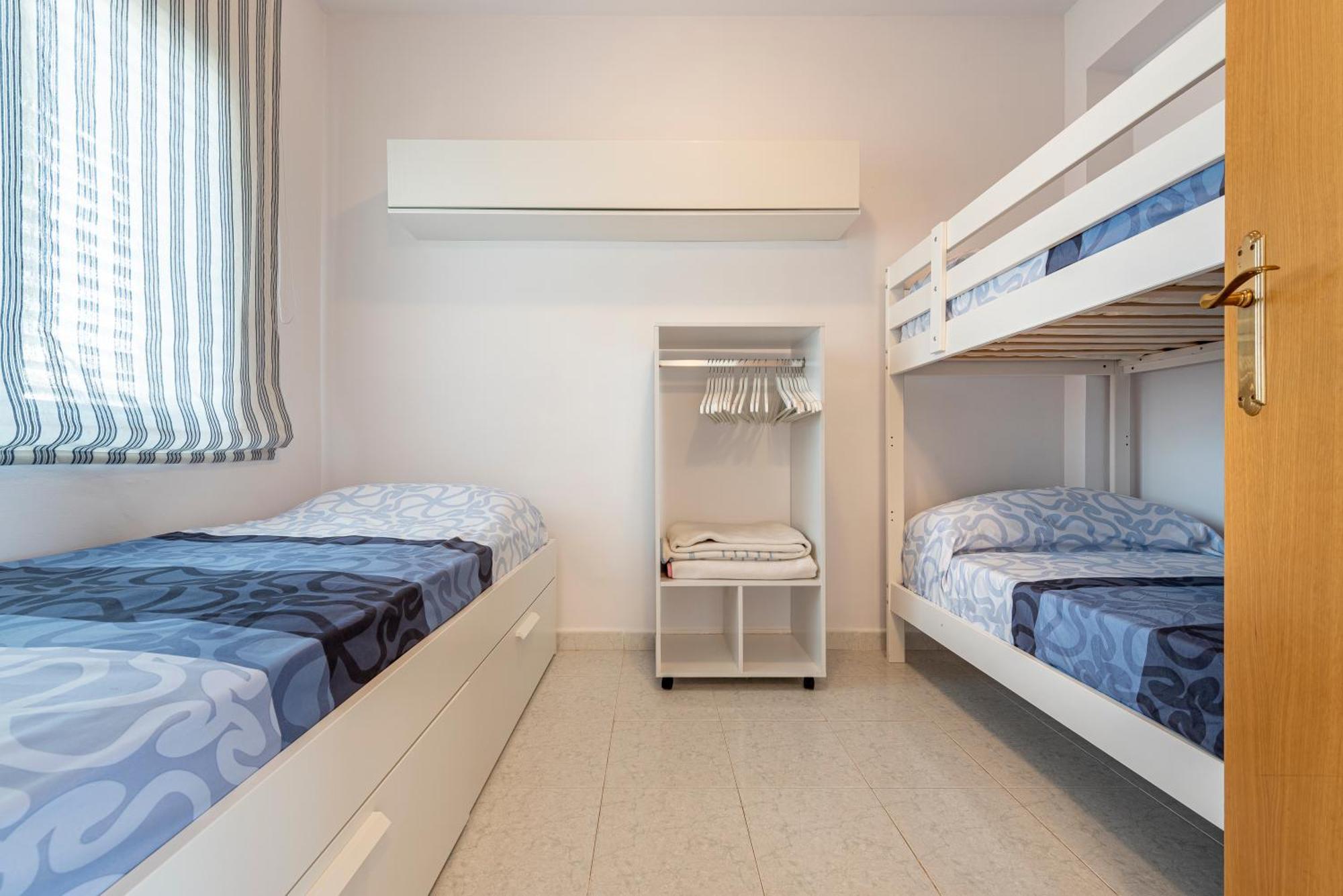 Apartamento Frente Al Mar กัมบริลส์ ภายนอก รูปภาพ